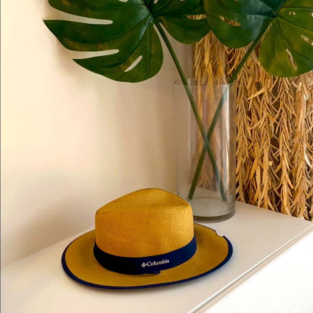 NWT Men’s Columbia Hat